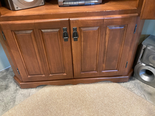 Cherry Corner Cabinet / Entertainment  REDUCED!! in TV Tables & Entertainment Units in Stratford - Image 3