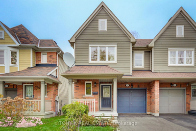 3-BR Semi-Detached House for Rent – Fully Renovated Large Kitchen + Island Ensuite Office Space Priv...