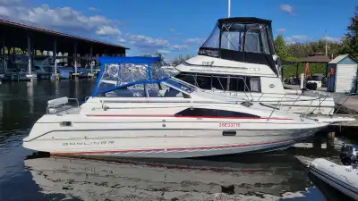 This beautiful cabin cruiser is in great condition and has been well maintained. 26.5 ft in length a...
