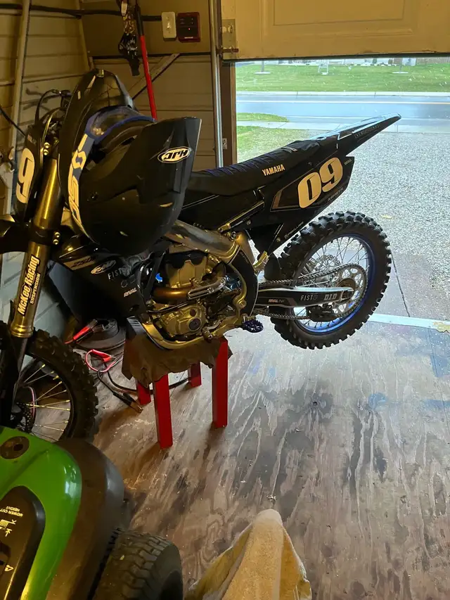2022 Yamaha YZ250F  in Dirt Bikes & Motocross in Norfolk County - Image 2