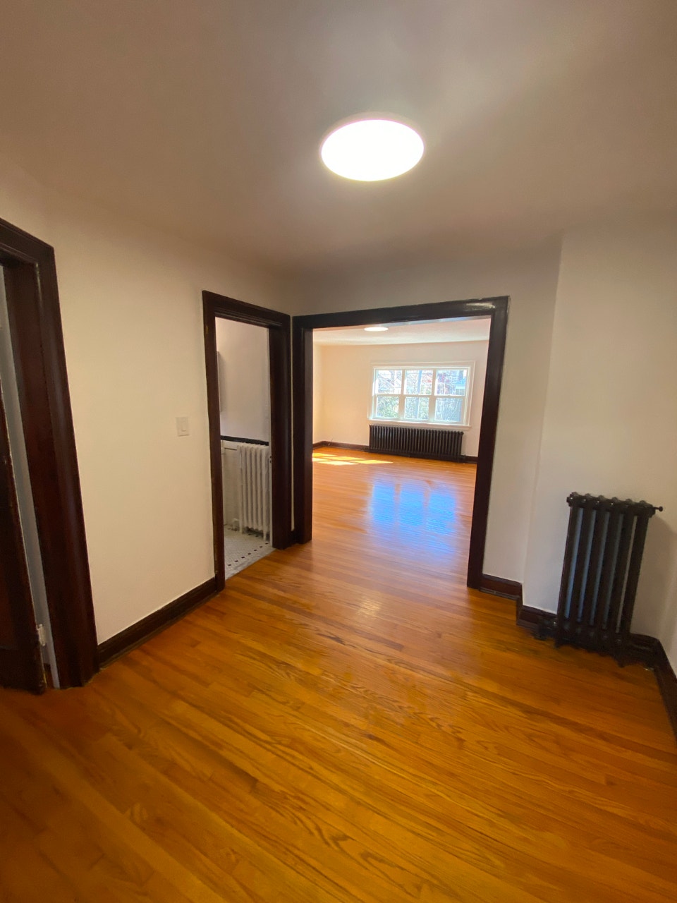 Large 1 Bedroom – Jane Subway – Utilities Included – $1,950 3
