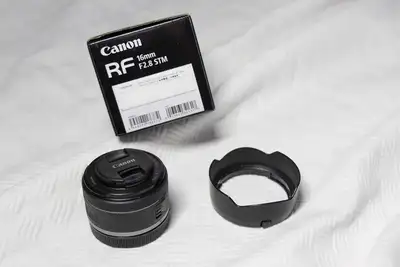 Canon RF 16mm f2.8 STM Lens, View more