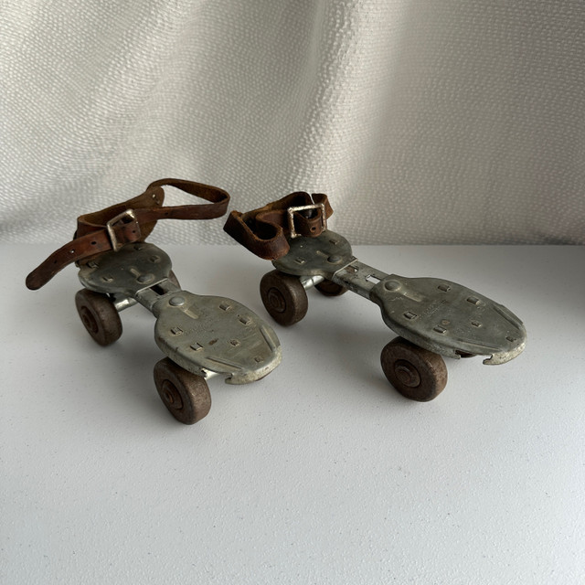Vintage Dominion Roller Skates, for attachment to shoe in Skates & Blades in London