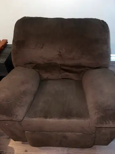 Matching Brown Love Seat and Recliner, View more