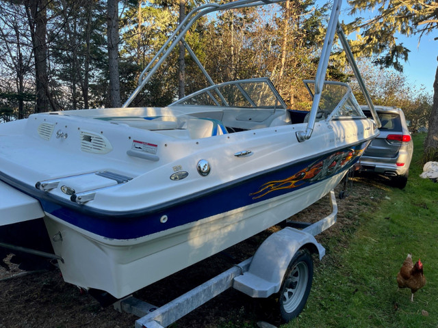 2006 Bayliner Bowrider 185 in Powerboats & Motorboats in Yarmouth - Image 4