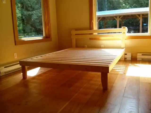 New Local Platform Beds in Beds & Mattresses in City of Halifax - Image 2