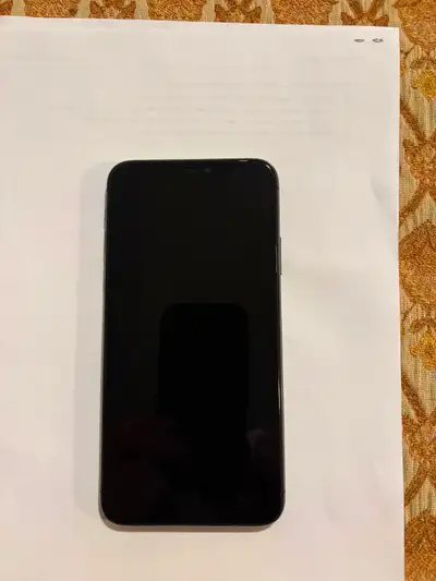 iPhone 11 Pro Max new screen and new battery very good life charger and case included. Everything wo...