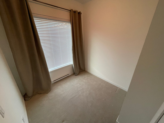 Room for rent in nice place in Room Rentals & Roommates in Delta/Surrey/Langley - Image 3