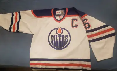 EDMONTON OILERS CCM CUSTOMIZED JERSEY FORSALE! $80 O.B.O, View more