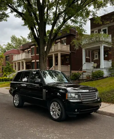 2010 Range Rover L322 Full-Size HSE in excellent condition. Very well maintained, with only 104,000...