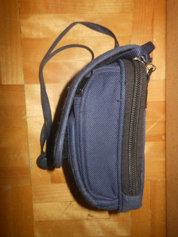 Photo camera cases dans Appareils photo et caméras  à Ville de Montréal - Image 3