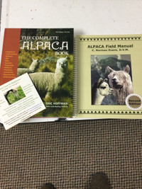 The Alpaca Book&Field Book 
