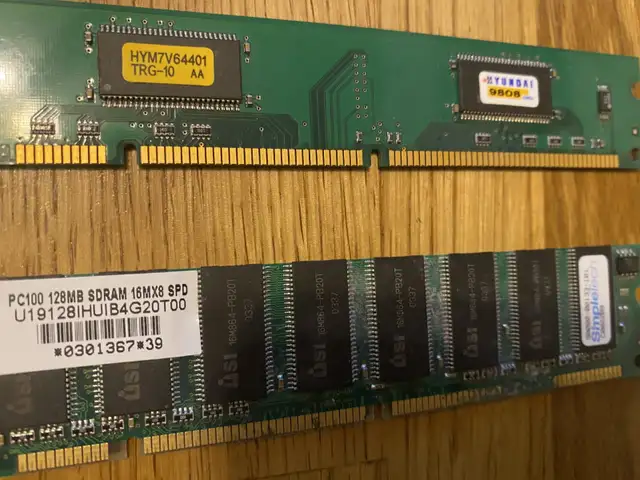 13x Computer RAM (Random-access memory) - Mémoire vive - Various65575525691779121