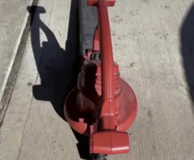 TORO leaf blower vacuum