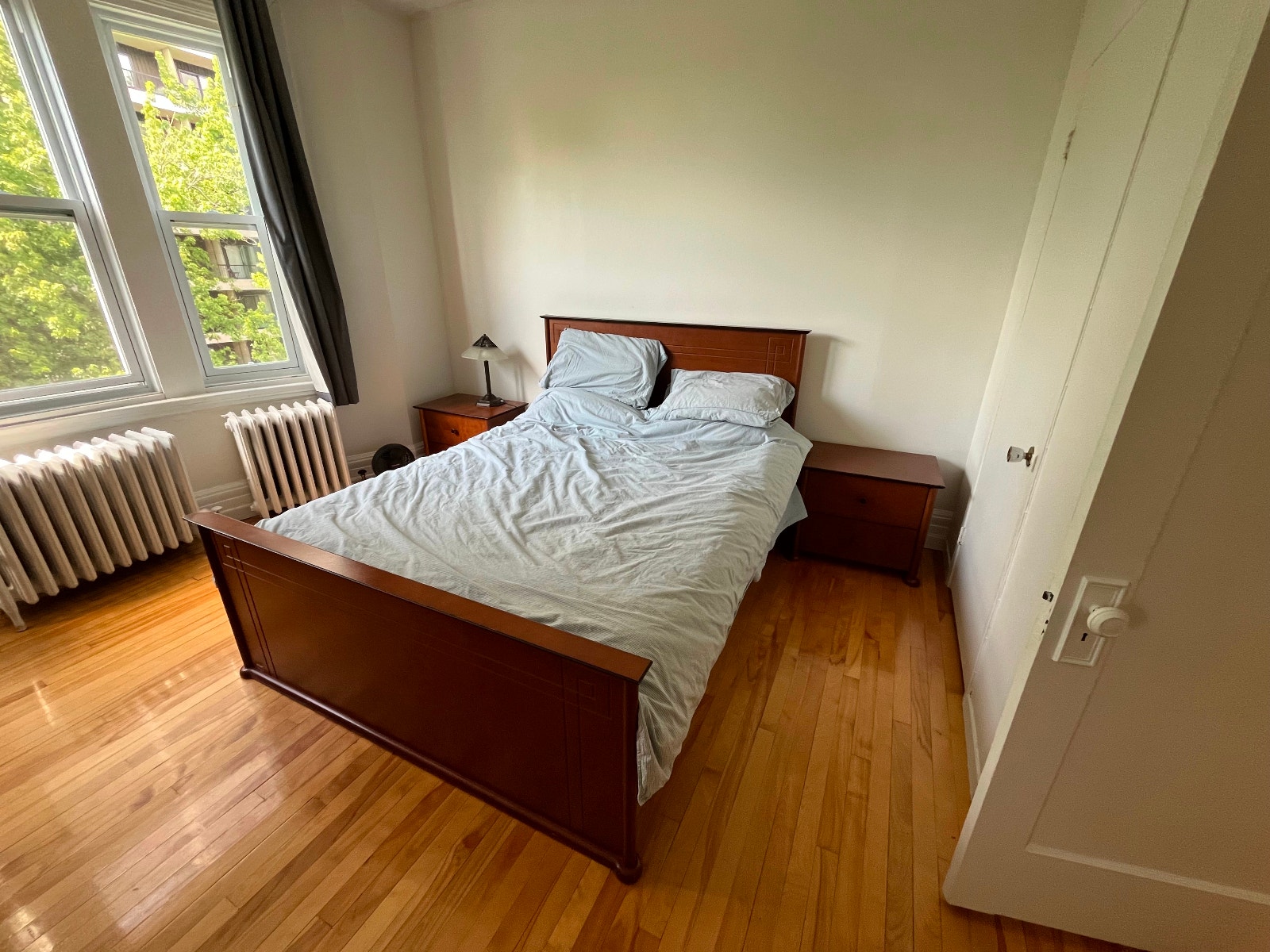 Chambre meublée à louer dans un grand appartement à Montcalm — photo 1