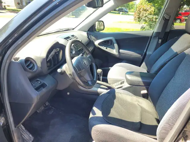 2009 Rav4 sport 538448272535726084