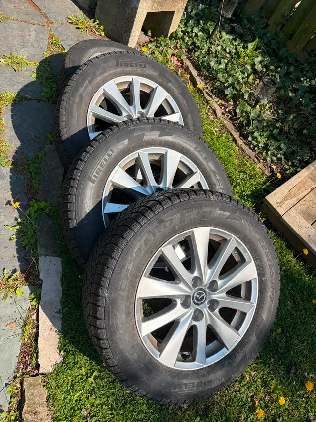 Mazda CX-5 Wheels and rims 225/65/17 Pirelli snow tires in Tires & Rims in City of Toronto - Image 3
