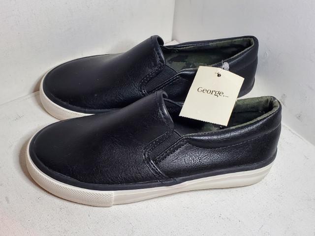 Boys laceless shoes size 12 black brand new/souliers garçon neuf dans Enfants et jeunesse  à Ouest de l’Île