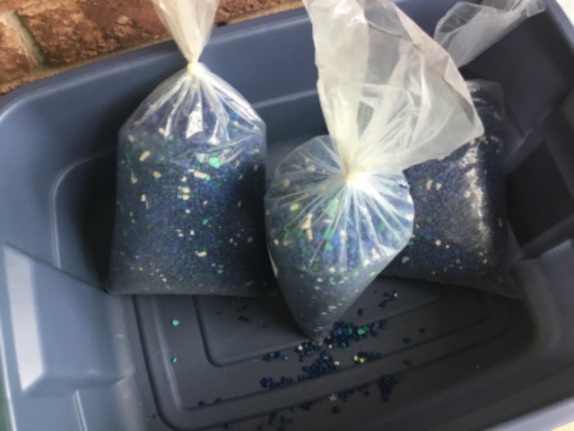 2 bags(10 lb each) of Blue Jean Aquarium Gravel in Hobbies & Crafts in Markham / York Region