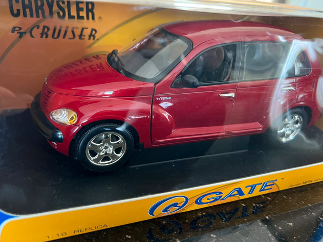 1:18 Chrysler PT Cruiser Diecast in Arts & Collectibles in City of Toronto - Image 3