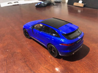 Jaguar F-Pace 1:24 diecast