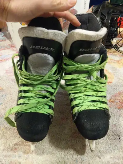 Hockey Skates - size 3, View more
