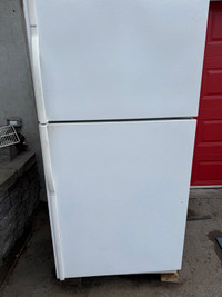 Réfrigérateur frigo 33” 