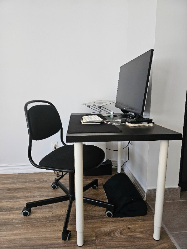 Ikea Home Desk Chair in Chairs & Recliners in City of Toronto