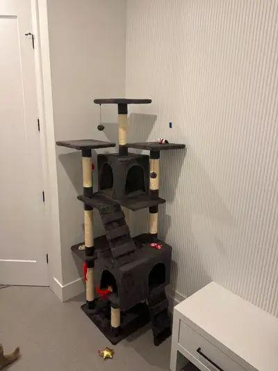 Cat Tree, Pick up only., View more