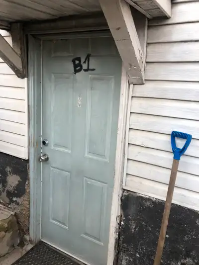 1 bedroom basement apt. in a detached house