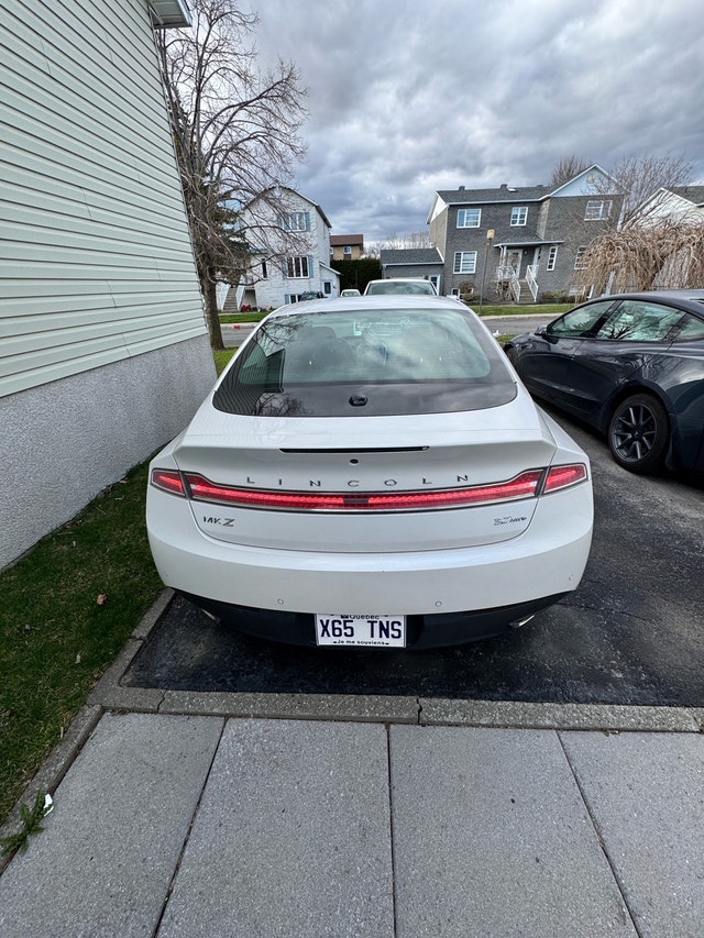 Lincoln MKZ 2016 V6 3.7 l AWD — photo 2