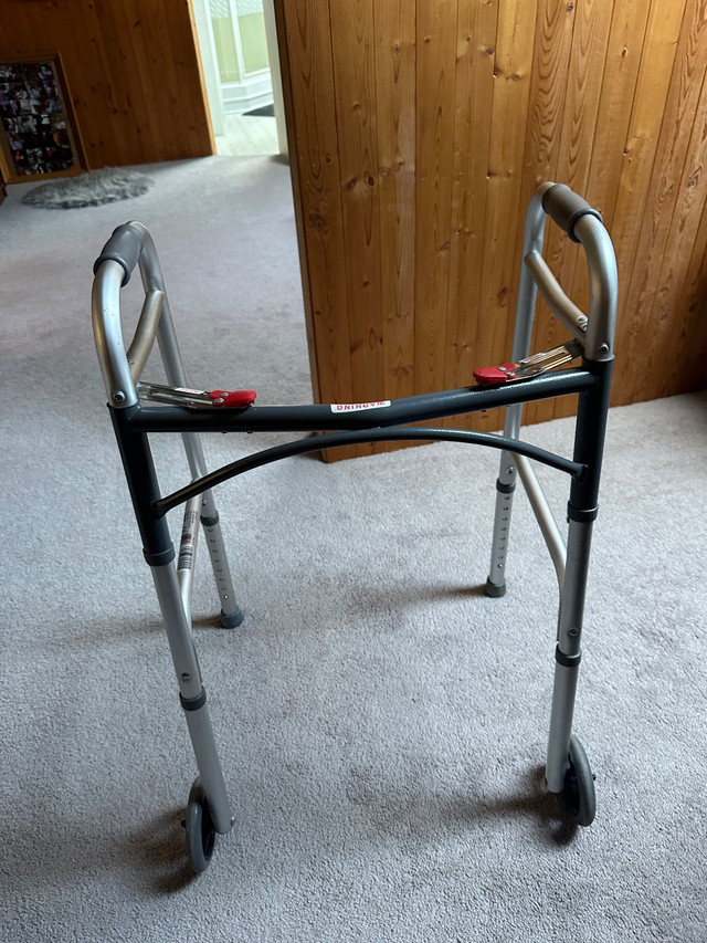 Drive metal 2 wheel walker in Health & Special Needs in Kawartha Lakes