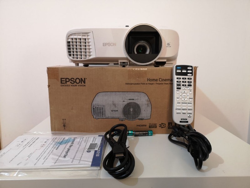 New Epson Home Cinema 1080p 3LCD 3D Home Theater Projector FHD