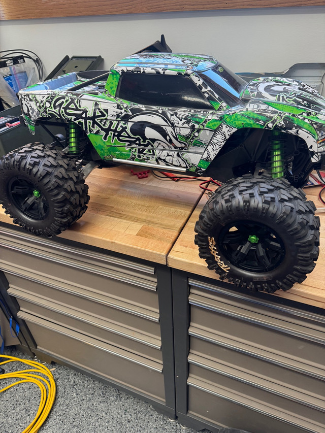 Traxxas X-Maxx in Hobbies & Crafts in Calgary - Image 3