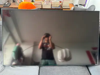 This is a 55” Ultra HD (non-4K) TV by Vizio. I recently got it from online, but I painfully realized...