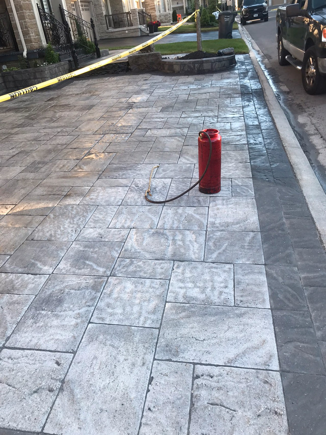 Driveway Sealing And Line Painting Interlock, Paving & Driveways Mississauga / Peel Region