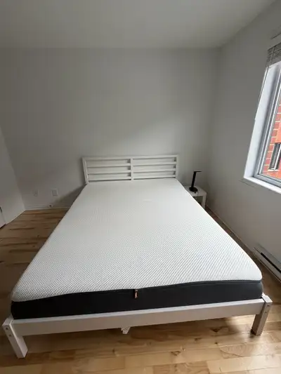 Lit Queen + Matelas, View more