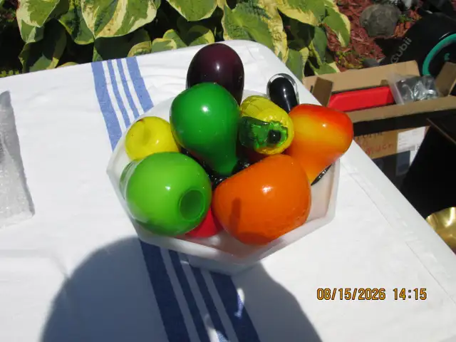 GLASS FRUIT AND BOWL in Home Décor & Accents in Saint John - Image 2