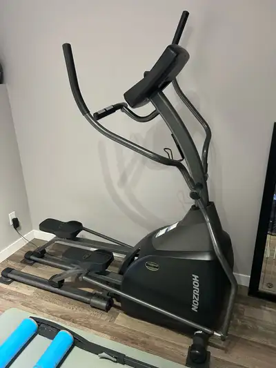 Trade for treadmill or best offer..works great..smooth and quiet.Possibly assist loading..unloading...