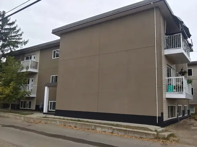 One Bedroom near Kingsway Mall, Downtown Edmonton