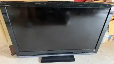 Sony Flat Screen TV 90x50cm, View more