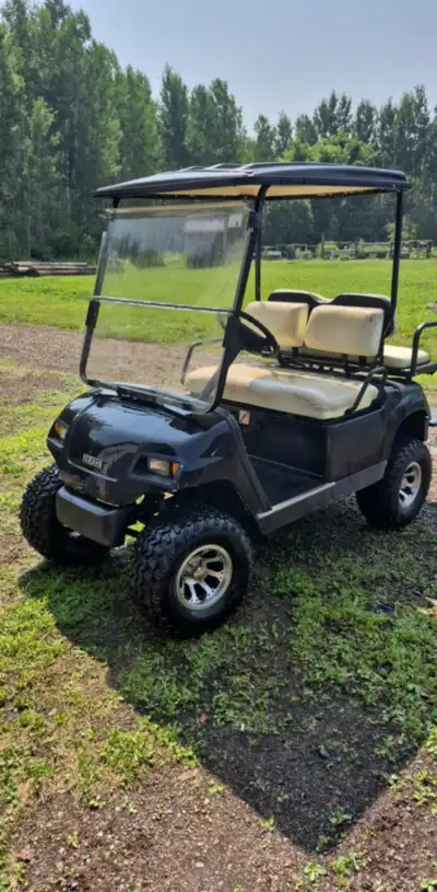 Yamaha gas powered golf cart, View more
