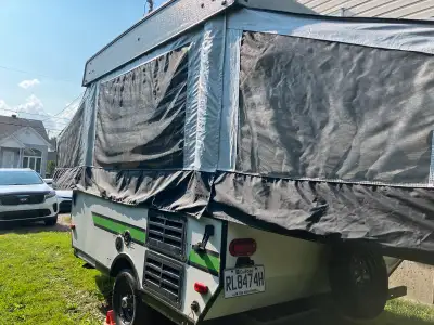 TENTE ROULOTTE IMPÉCABLE Viking 1706 XLS 2020 À VENDRE Raison de la vente ..autre projet. - A été ut...