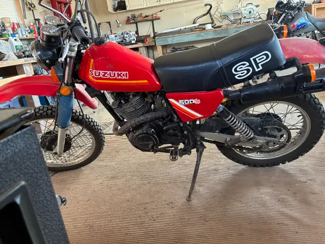 Suzuki SP500 classic thumper trail bike in Other in Calgary - Image 3