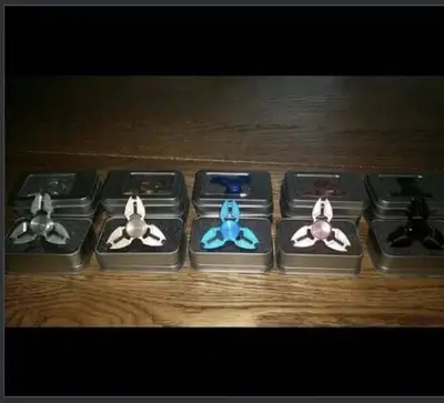 Metal fidget spinners available Silver - $10 Gold -$ 10 Black -$ 10 Blue -$10 SOLD OUT Rose -$10. SO...