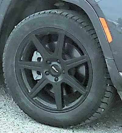 Like new, off a 2023 Grand Cherokee Summit L I traded in June. Will fit Wagoneer, Wrangler and Explo...