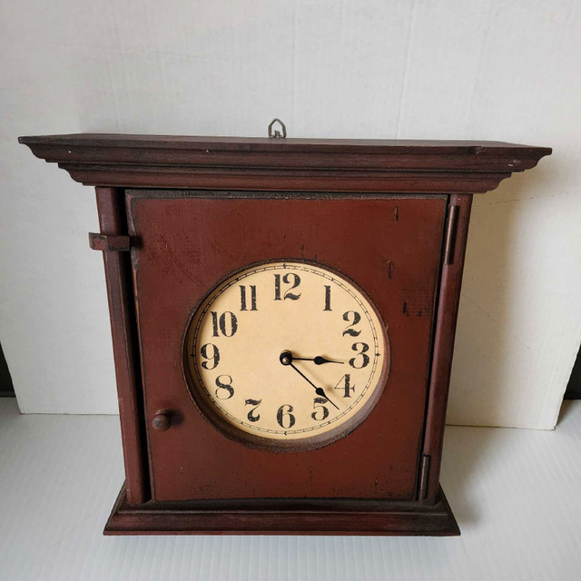 Wall Clock in Home Décor & Accents in Peterborough - Image 2