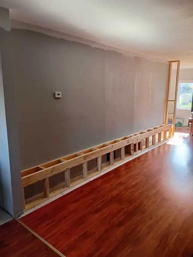 Independent Carpenter65702474009731121
