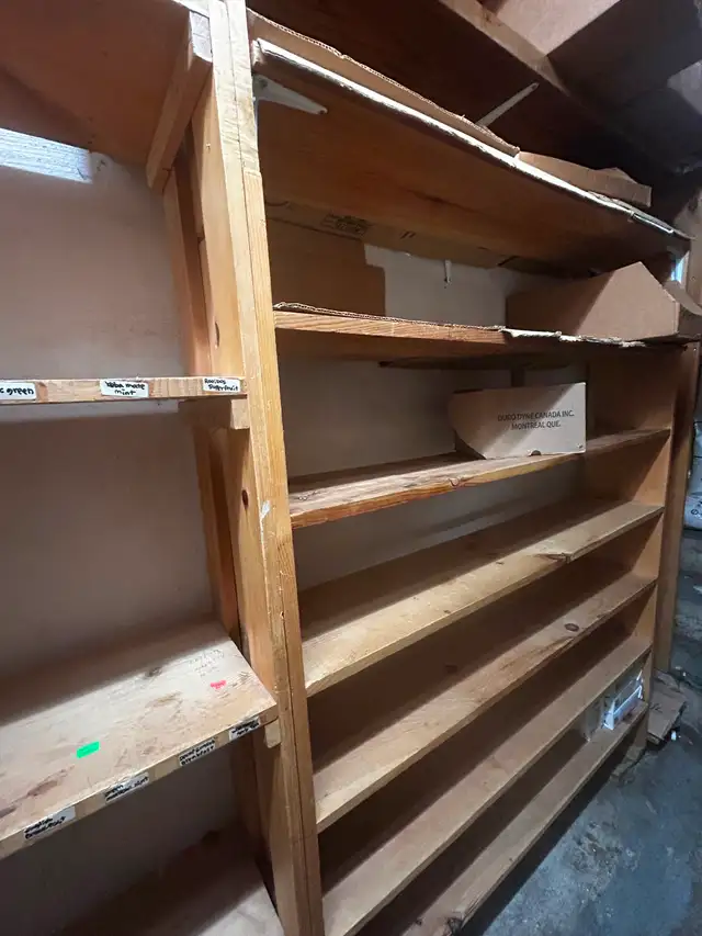 WOODEN SHELVES in Other in City of Toronto - Image 5