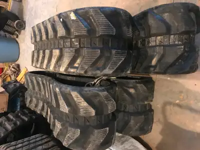 USED RUBBER TRACKS AT 90TO95 PRECENT 400X72.5X72 CALL 5064613657 PRICE $ 1600 EACH SOLD AS A SET $ 3...
